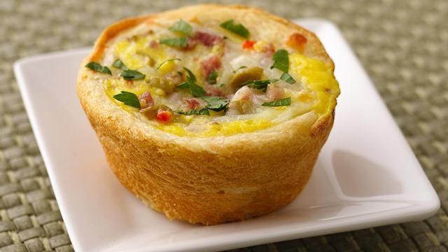 Muffuletta Quiche Cups 