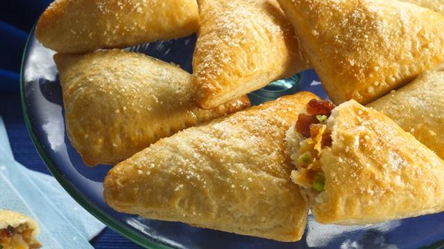 Crescent Bacon Cheesy Triangles