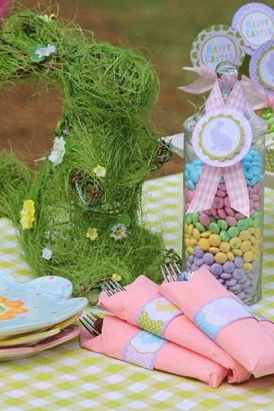 easter tablescapes17 Easter Table Decoration Ideas