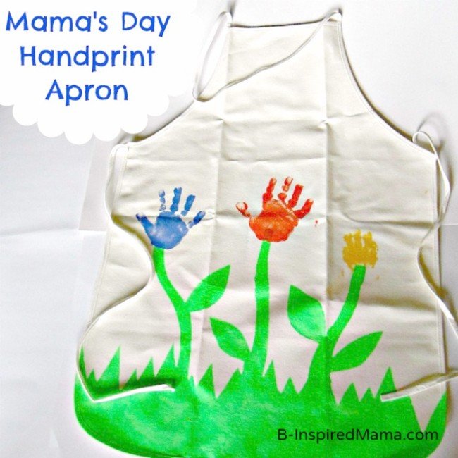 Handprint Flower Apron for Mom for Mother's Day at B-InspiredMama.com