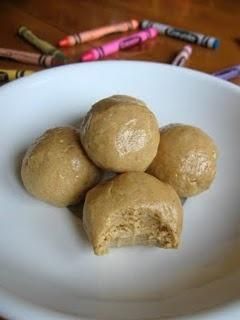 Healthy Kids Snack ? Peanut Butter Balls... kids loooove these. Me too :-) High protein and dense, this is a quick snack with staying power. More kid friendly food recipes at http://pinterest.com/wineinajug/kid-food/
