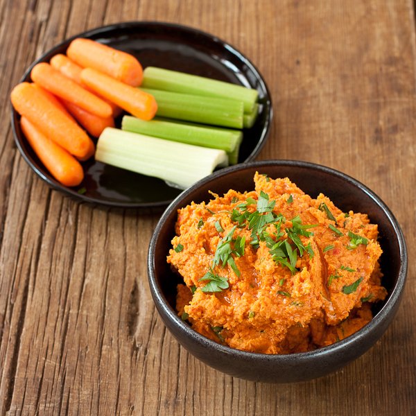 Sun Dried Tomato Hummus from Recipe Renovator