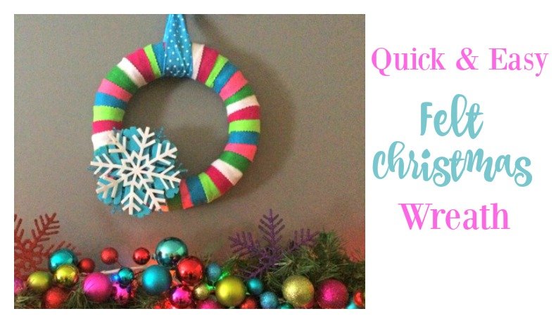 Second Chance to Dream: Quick & Easy Felt Christmas Wreath #ChristmasDIY #Christmas