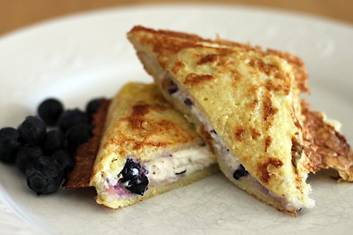 cream-cheese-blueberry-french-toast-pie-iron