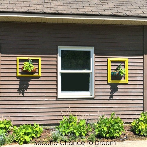Second Chance to Dream: Cheap ideas to color to your outdoor decor