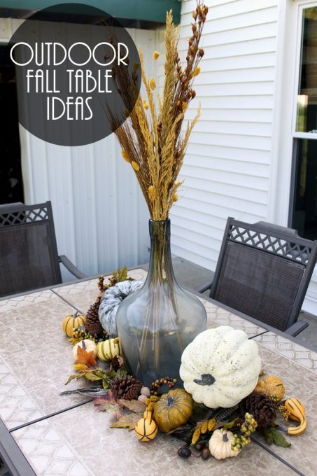 Outdoor fall table ideas that you can add to your home!