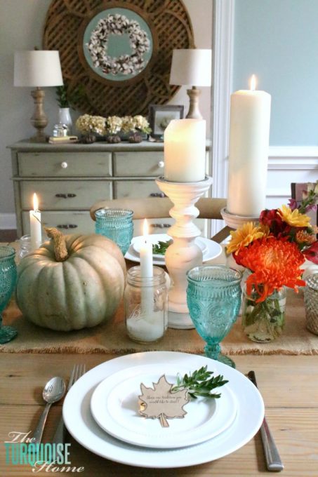 Thanksgiving Tablescapes What a fabulous way to create meaningful conversations around the Thanksgiving table! We'll be starting this tradition this year!!