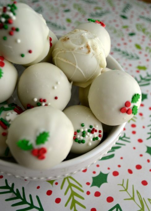 These eggnog latte truffles are the perfect addition to your holiday baking this year - creamy, simple, and packed with the flavor of the perfect holiday red cup drink!