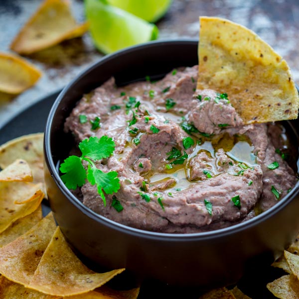 black bean hummus